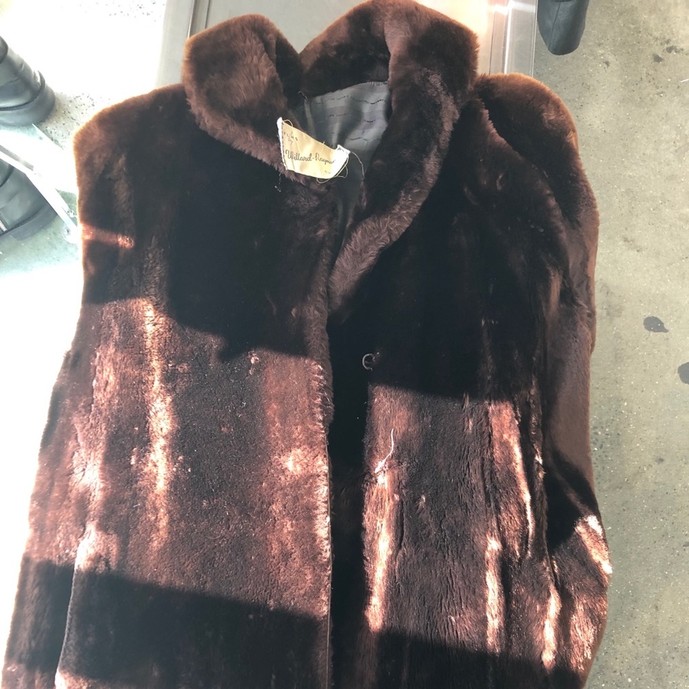 FUR,reddish brown fair to good condition,VINTAGE.
